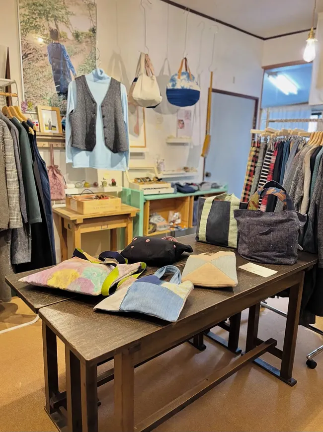 needle workの店内